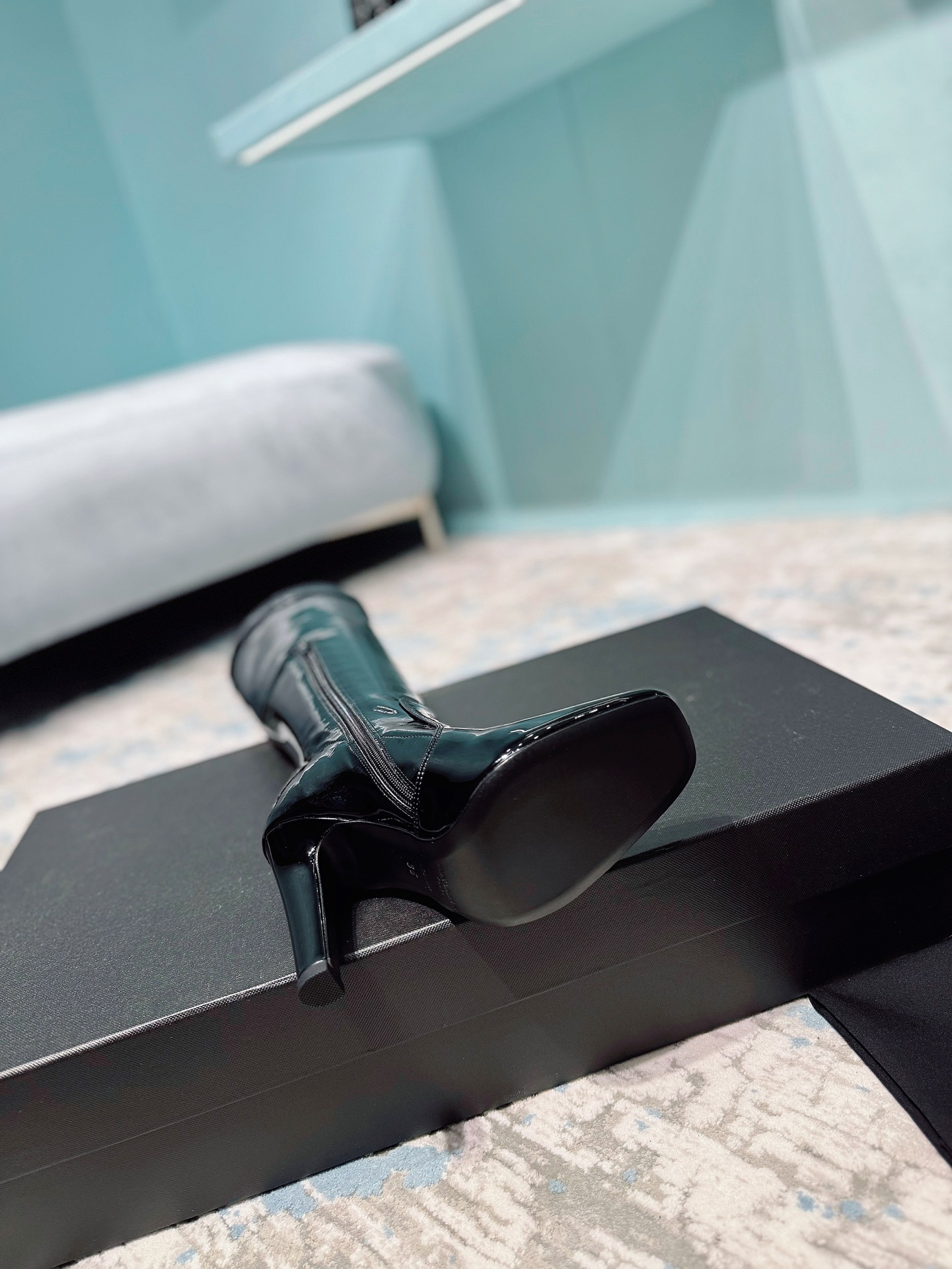 [TOP] Yves Saint Laurent YSL Patent Leather Boots - Black