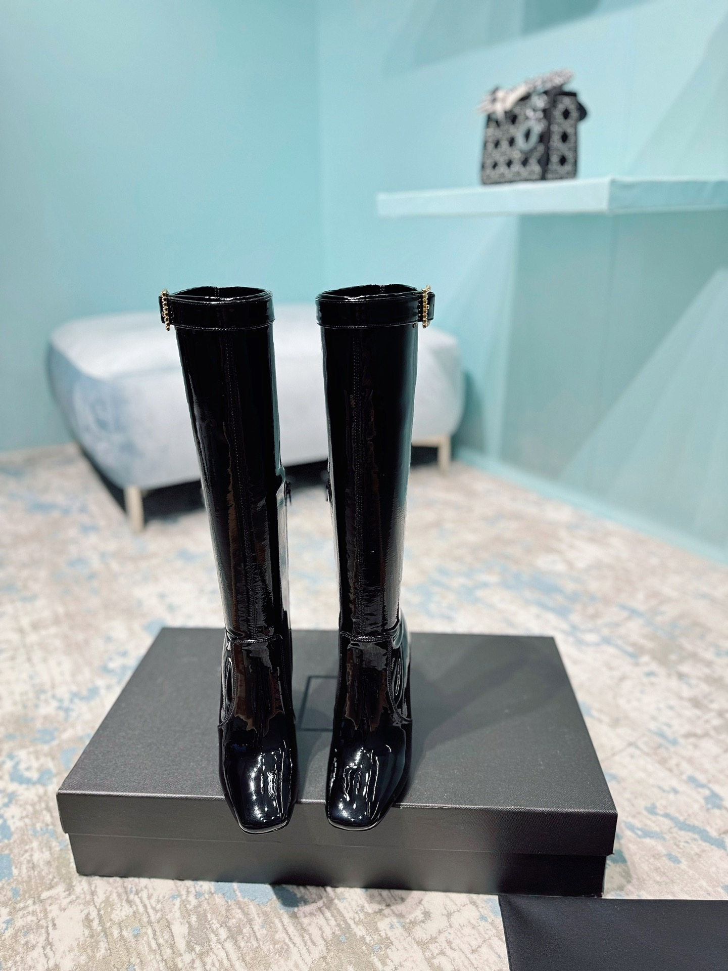 [TOP] Yves Saint Laurent YSL Patent Leather Boots - Black