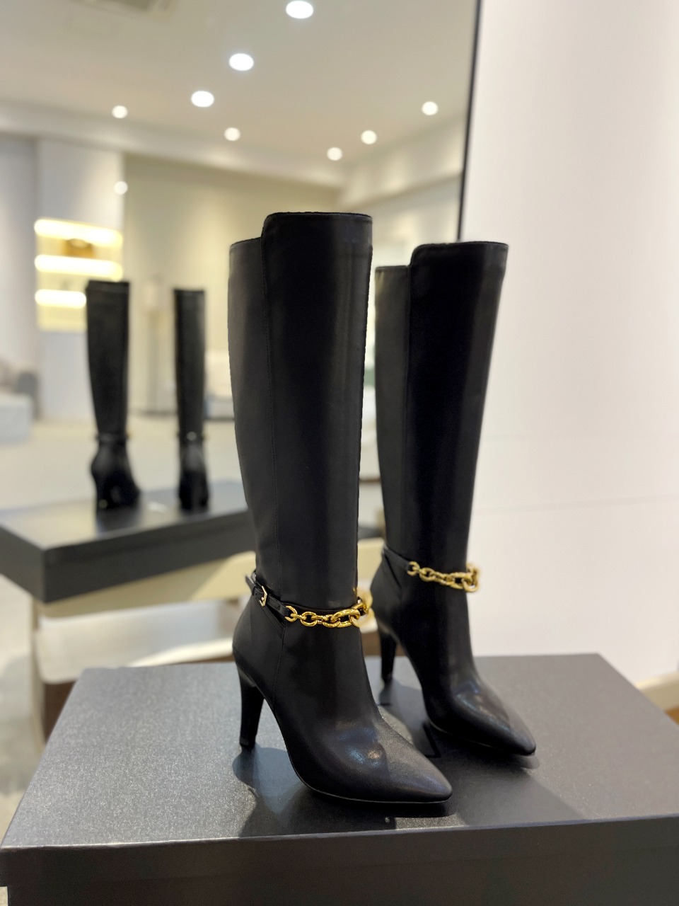 [TOP] Yves Saint Laurent YSL Long Boots with Chain - 4 Colors