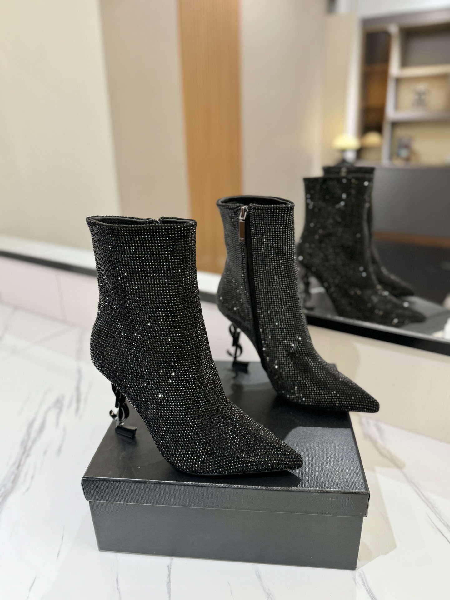 [TOP] Yves Saint Laurent YSL Letter Heel Short Boots with Diamonds - 2 Colors