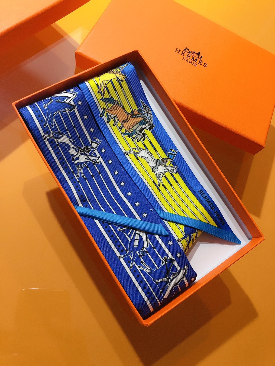 [TOP] HERMES Chef Pawnee Twilly Scarf 86 x 5 cm - 4 Colours