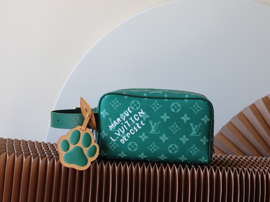[TOP] Louis Vuitton LV Locker Dopp Kit Bag 23*13*12cm- Green