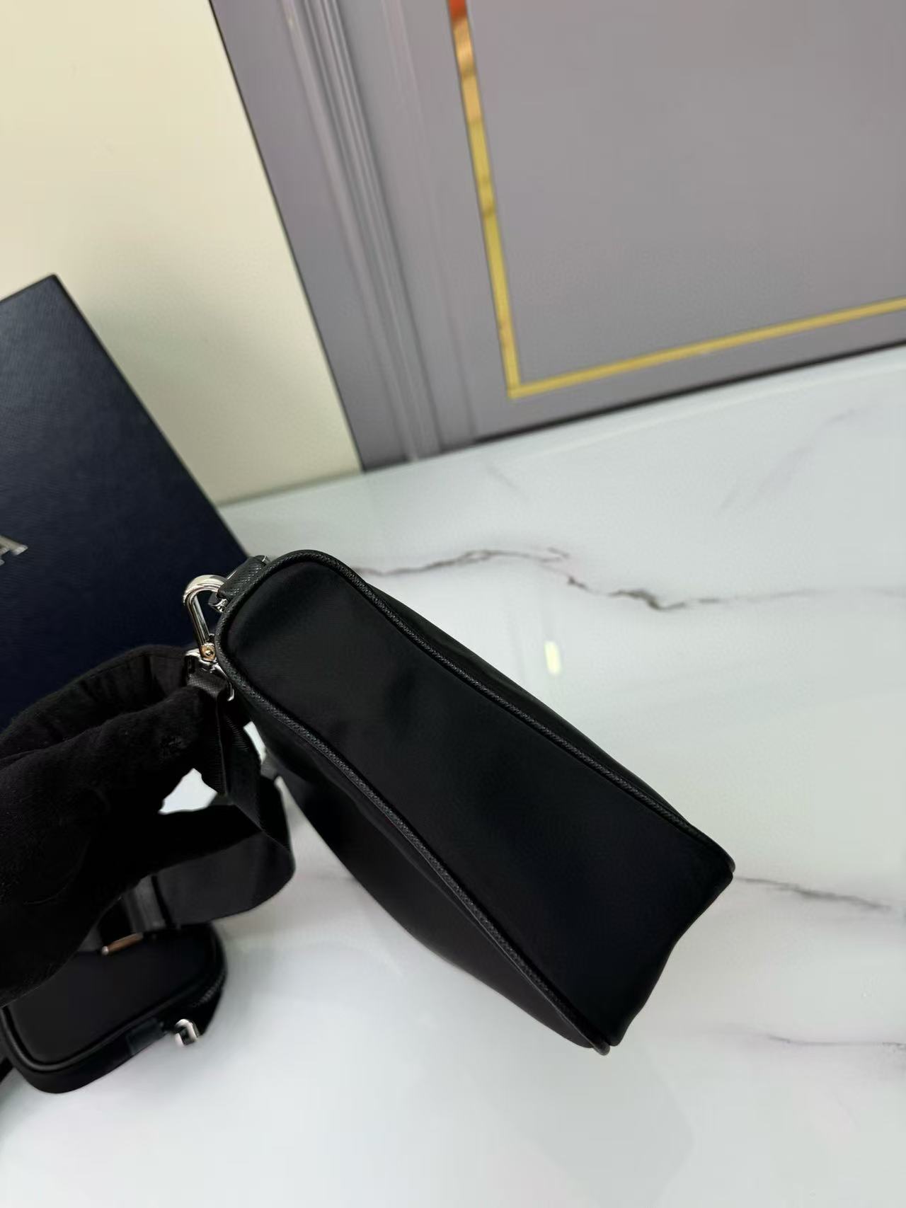 [TOP] PRADA Nylon Pochette Shoulder Bag - Black