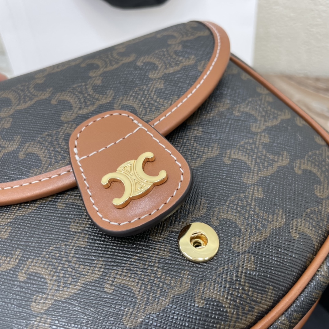 [TOP] CELINE Triomphe Bag Mini Logo Print Wagyu Leather Handbag 15×11×4cm - Black&Brown