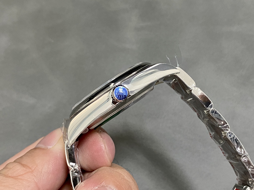 [TOP] ROLEX Oyster Perpetual Purple Dial Watch 39mm - Sliver