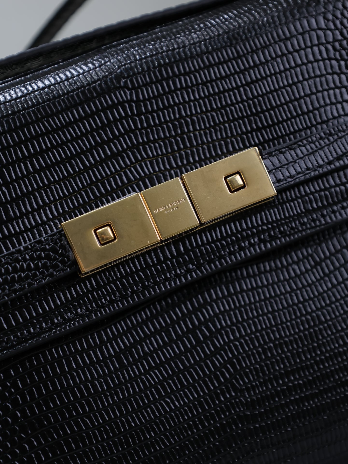 [TOP] Yves Saint Laurent YSL Manhattan Lizard Pattern Crossbody Satchel Bag 19×14×4cm - Black&GHW