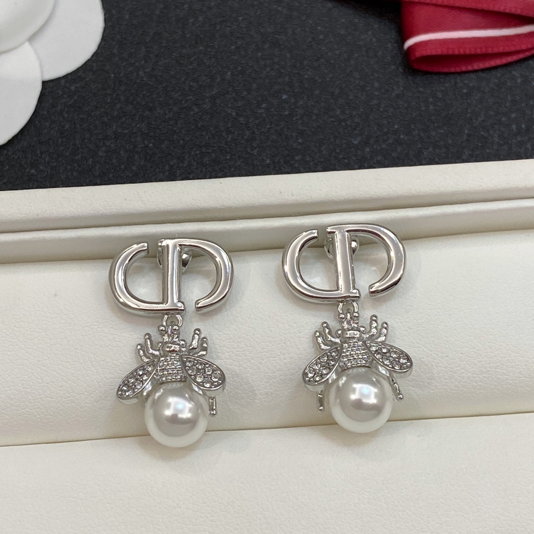 [TOP] Christian Dior Earring - 2 Colors