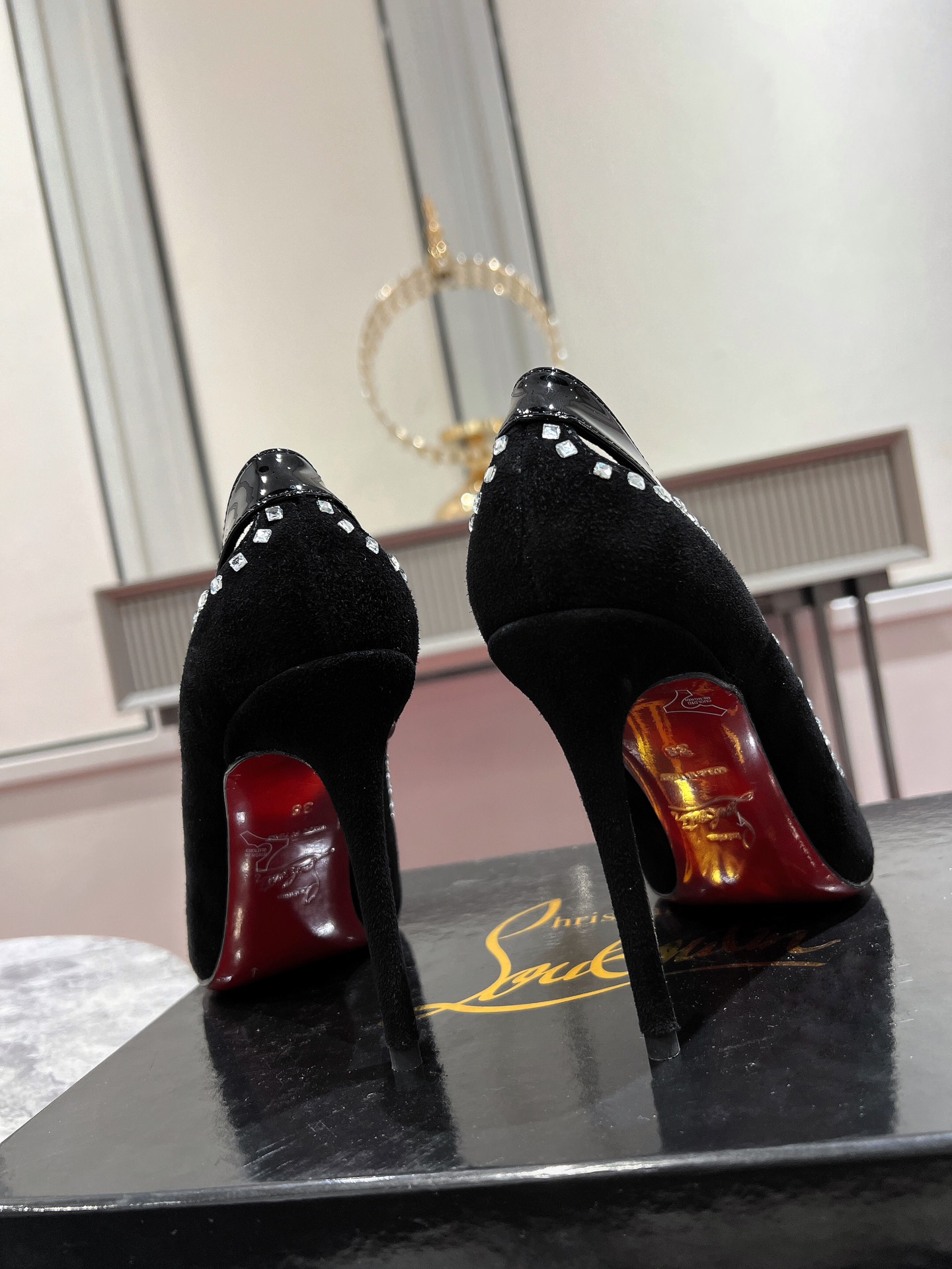 [TOP] Christian Louboutin Duvette Strass Pumps - Black