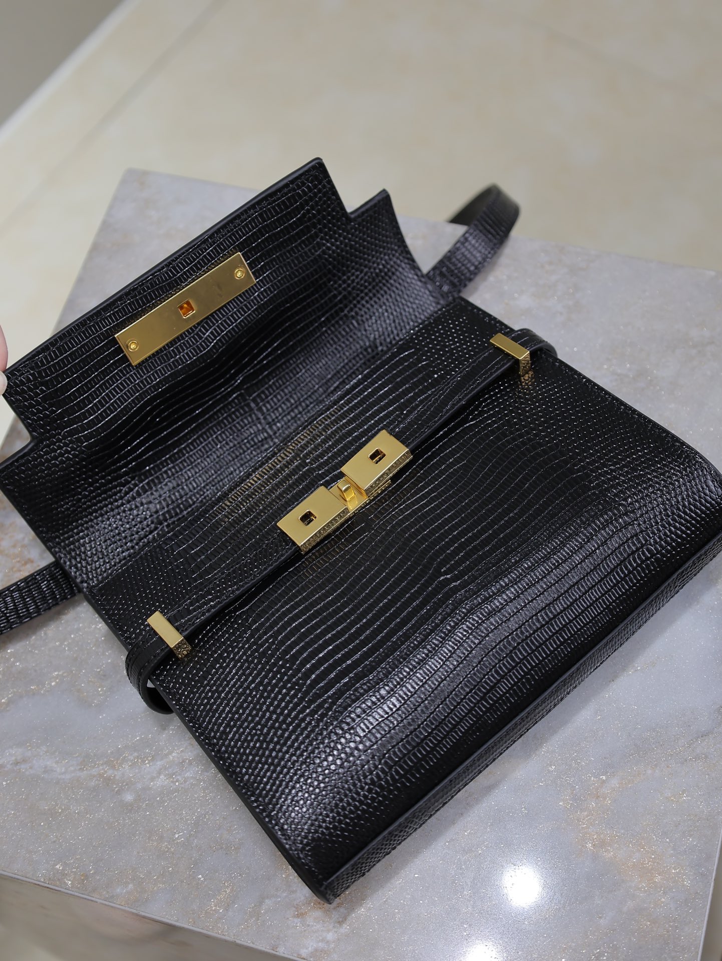 [TOP] Yves Saint Laurent YSL Manhattan Lizard Pattern Crossbody Satchel Bag 19×14×4cm - Black&GHW