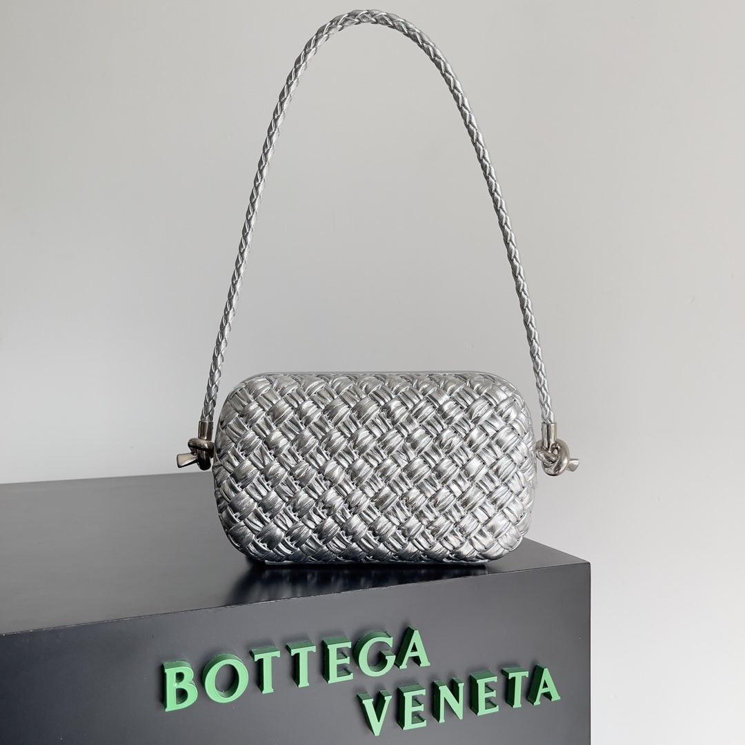 [TOP] Bottega Veneta BV Knotladies Evening Bag with Strap 20.5 cm - Silver