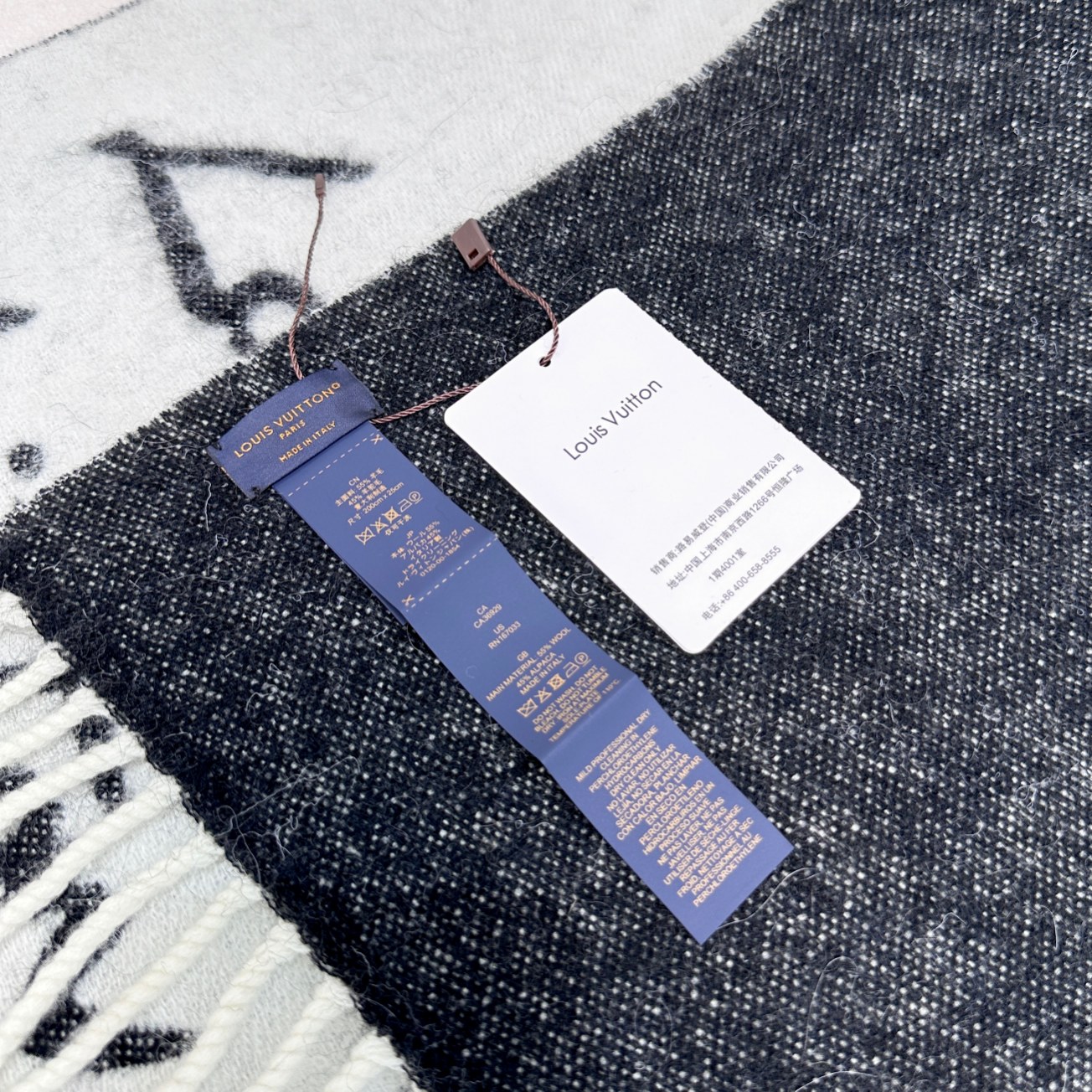 [TOP] Louis Vuitton LV Fluffygram Scarf 220x25cm - Black and White