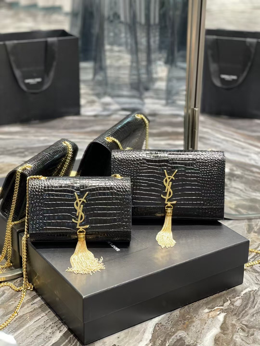 [TOP] Yves Saint Laurent YSL Kate Tassel Bag Croc Embossed Cowhide 20x13.5x5.5cm/24x14.5x5cm - Black&SHW/GHW