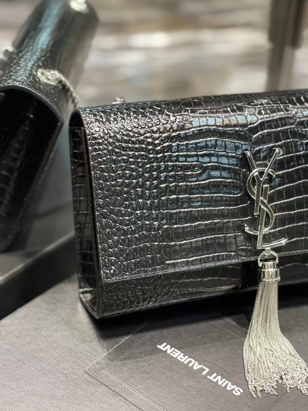 [TOP] Yves Saint Laurent YSL Kate Tassel Bag Croc Embossed Cowhide 20x13.5x5.5cm/24x14.5x5cm - Black&SHW/GHW