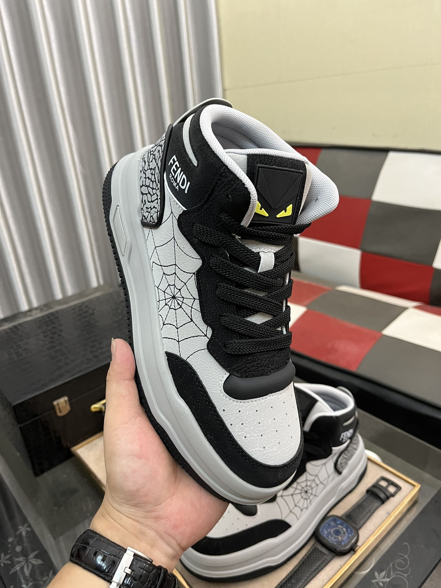 [TOP] FENDI Men's Shoes - Grey