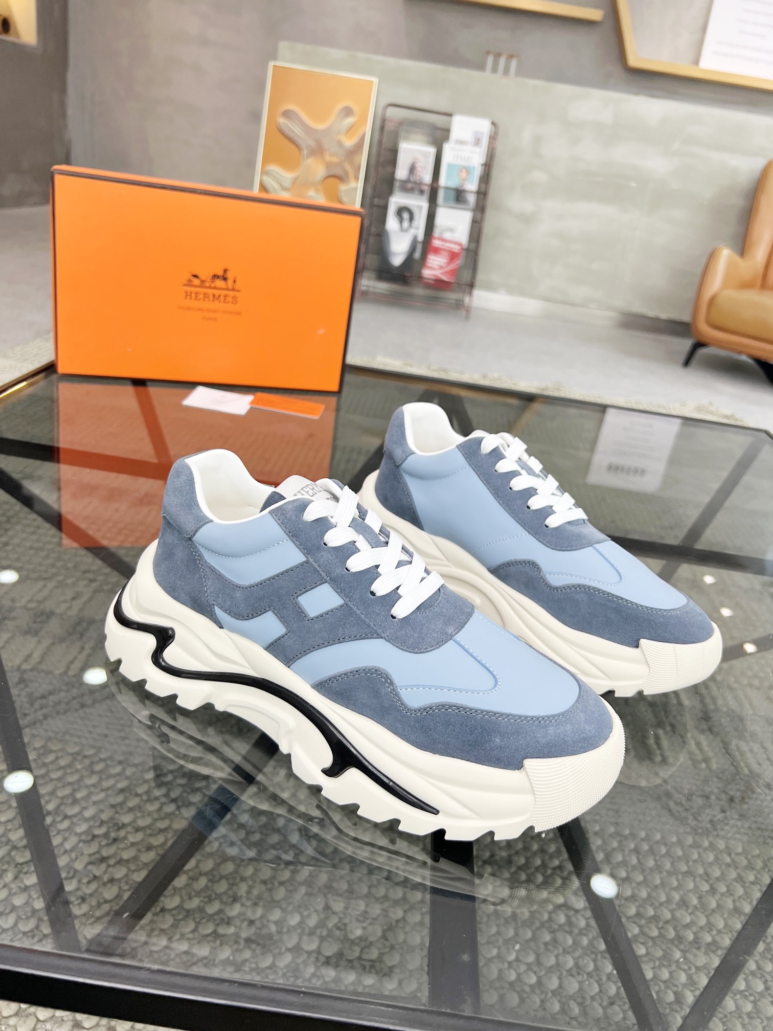 [TOP] HERMES Men's Sneaker - 3 Colors