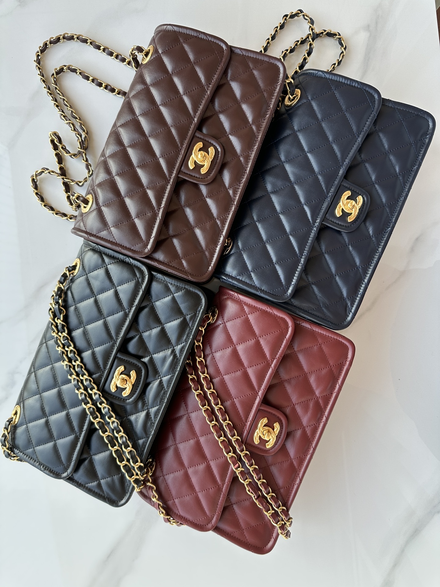[TOP] CHANEL Lambskin Flap Bag 28X19X9cm-4 Colors