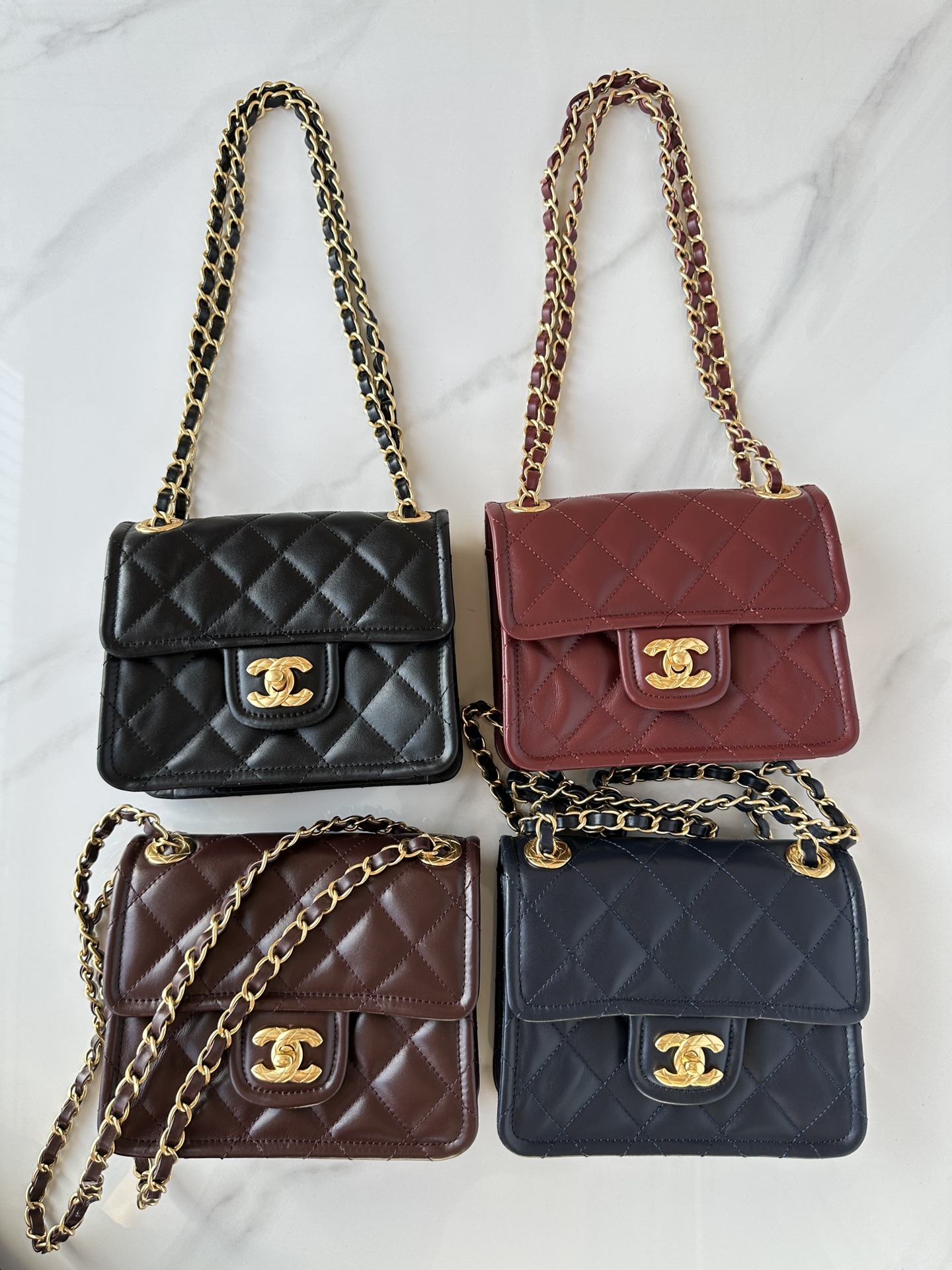[TOP] CHANEL Lambskin Flap Bag 19X15X7cm-4 Colors