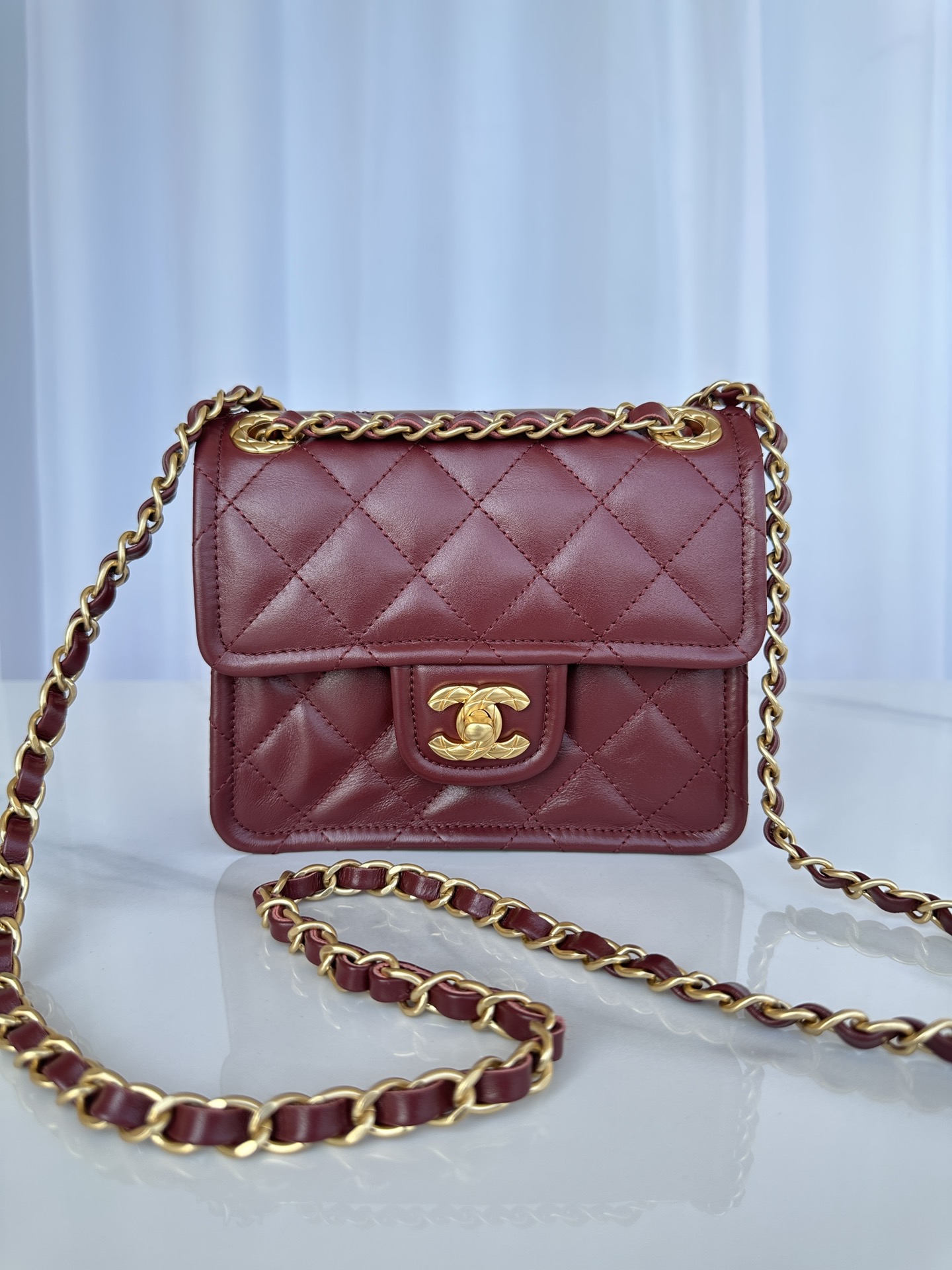 [TOP] CHANEL Lambskin Flap Bag 19X15X7cm-4 Colors