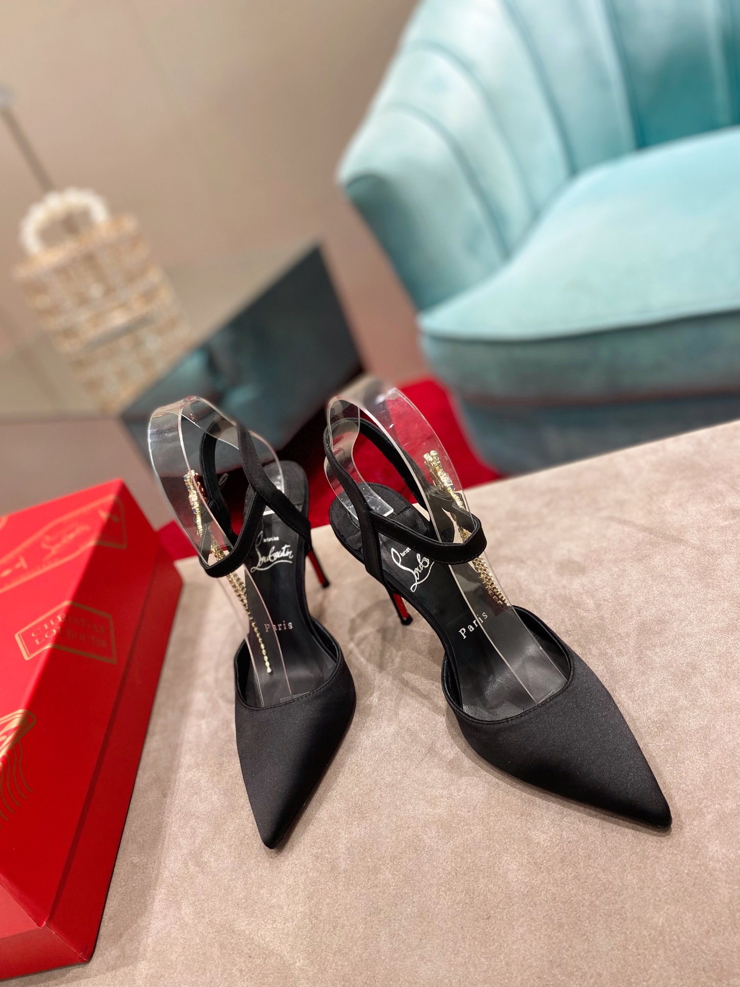 [TOP] Christian Louboutin 10cm High Heel Pumps with Crystal - Black