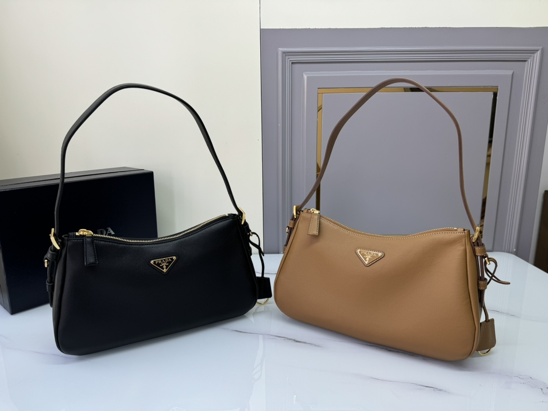 [TOP] PRADA Re-edition 2005 Saffiano Leather Hobo Bag 31x 18 x 10 cm- 2 Colors
