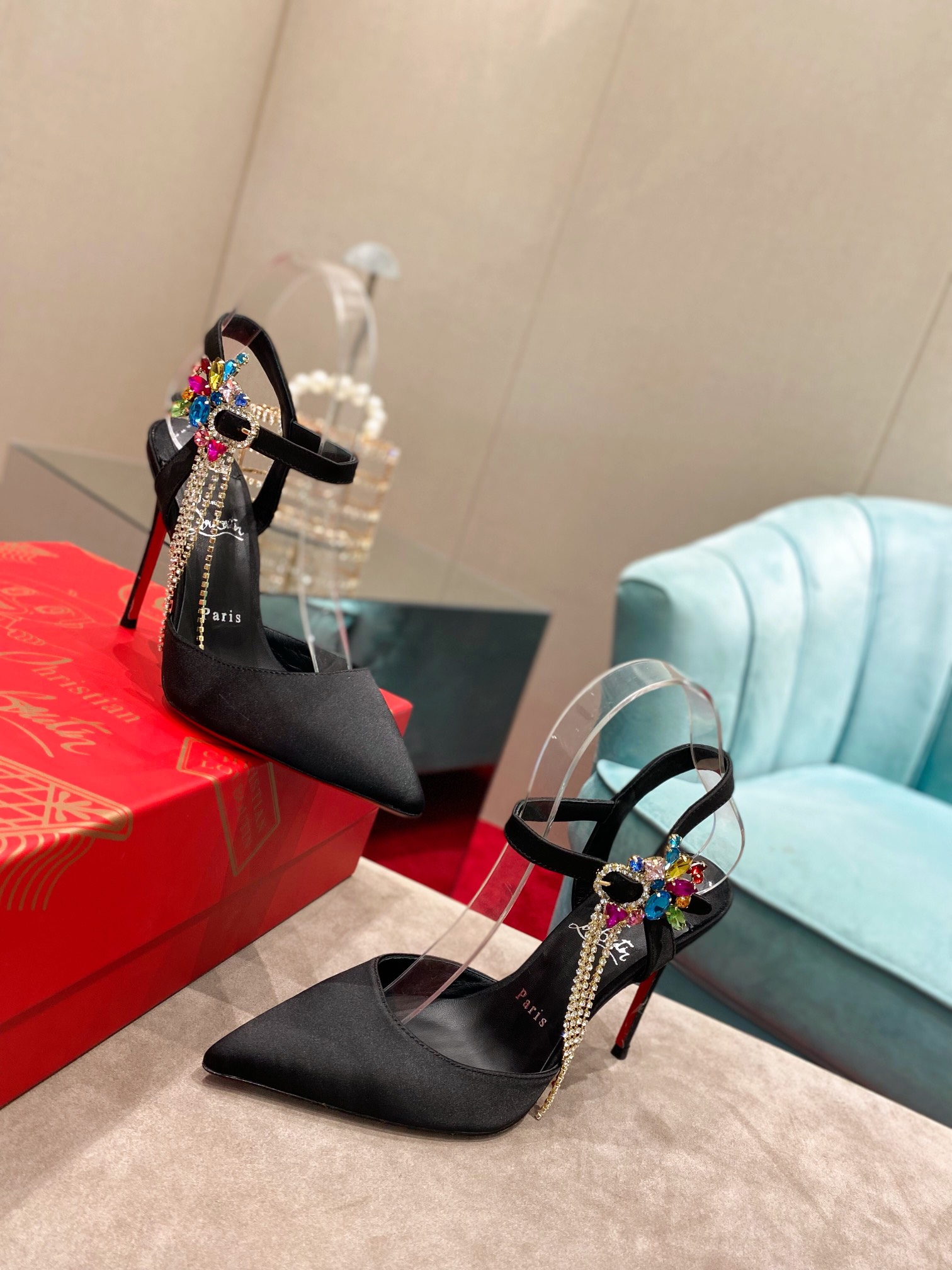 [TOP] Christian Louboutin 10cm High Heel Pumps with Crystal - Black
