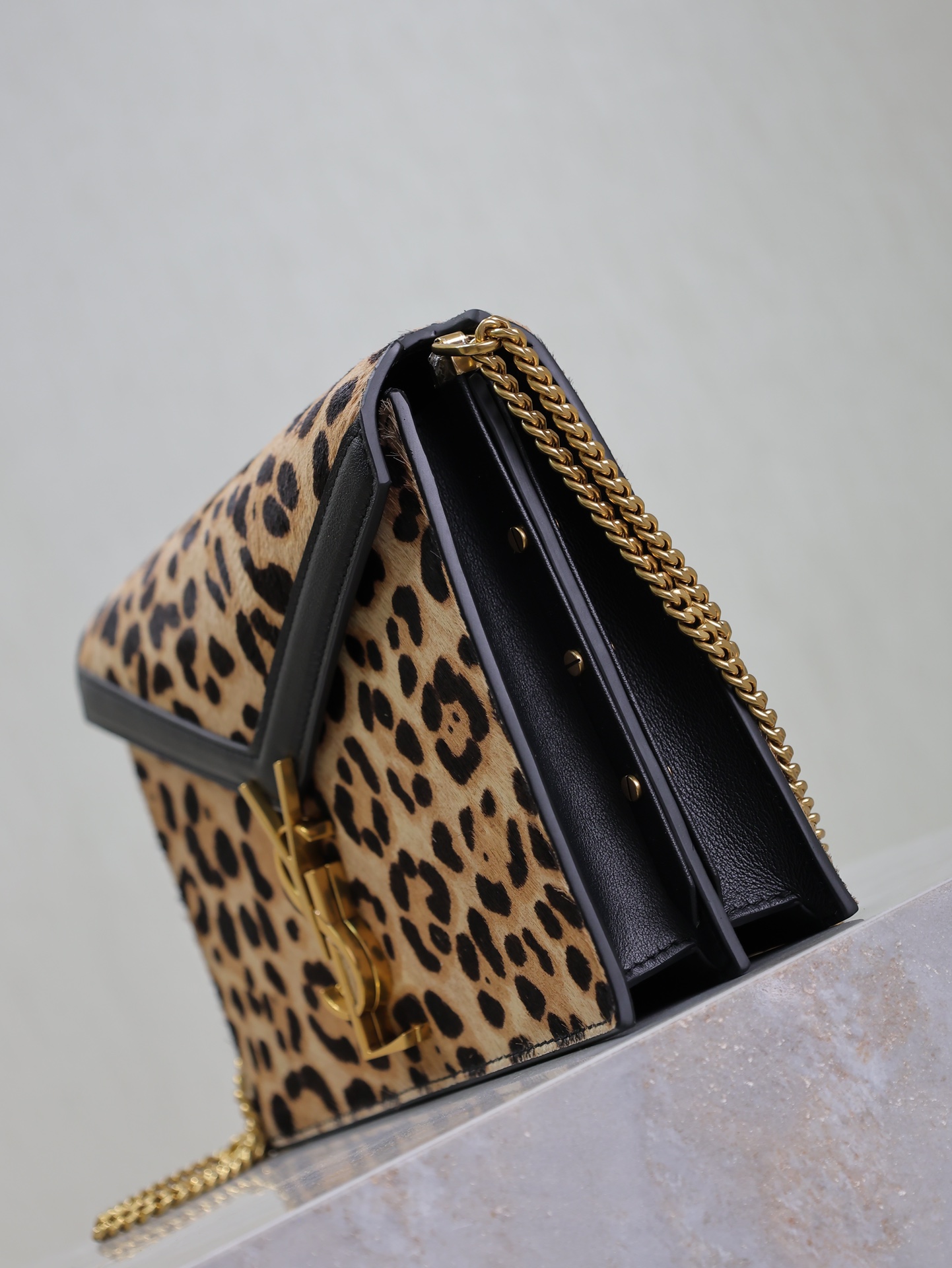 [TOP] Yves Saint Laurent YSL Leopard Print Monogram Cassandra Clasp Bag 22x16.5x5.5cm- Brown&GHW