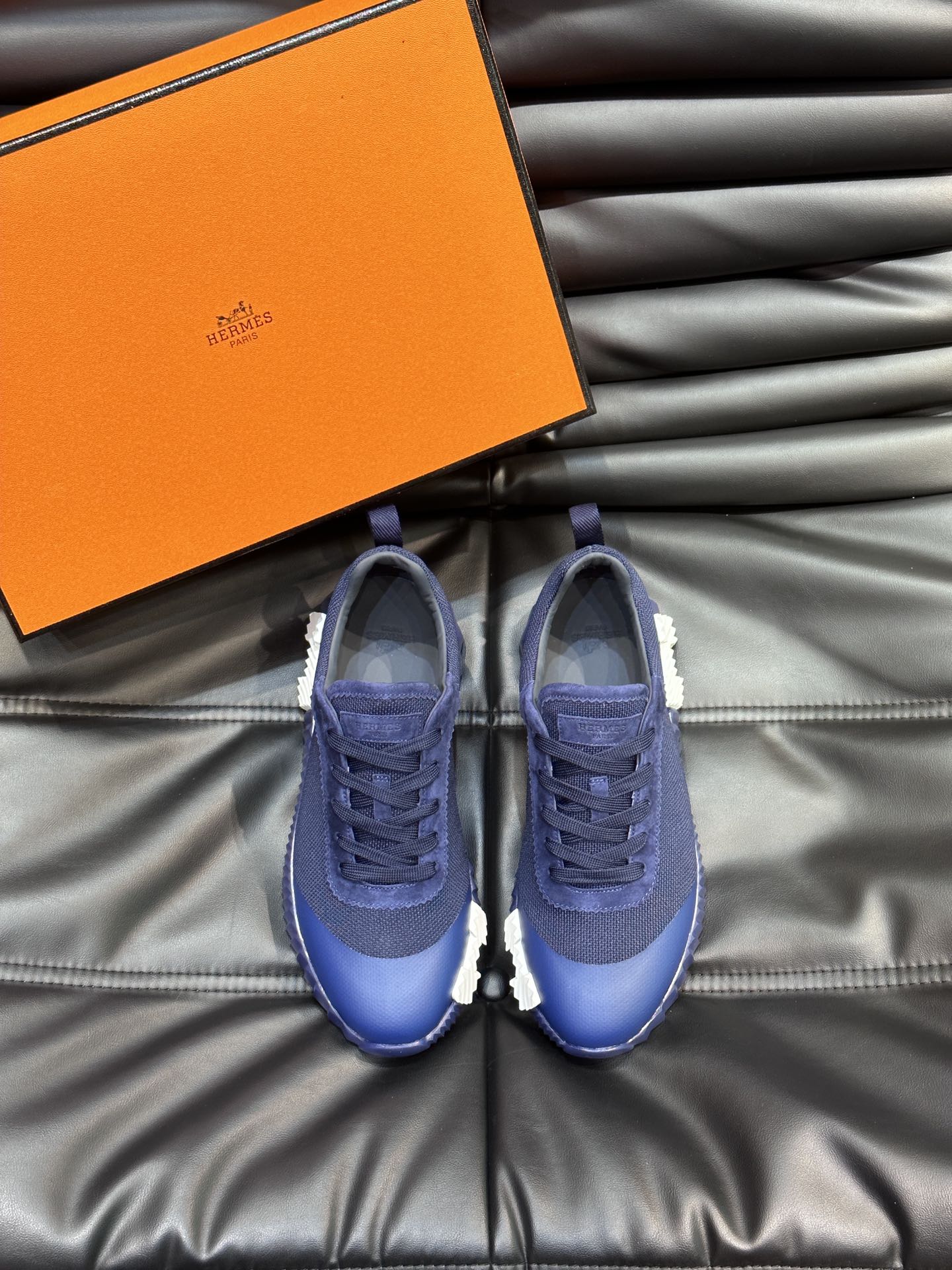 [TOP] HERMES Men's Sneaker - 5 Colors