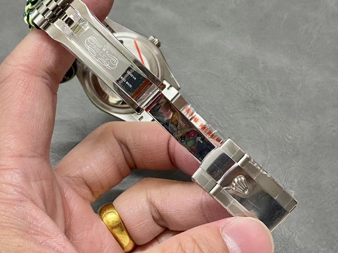 [TOP] ROLEX Purple Dial Watch 36mm - Sliver