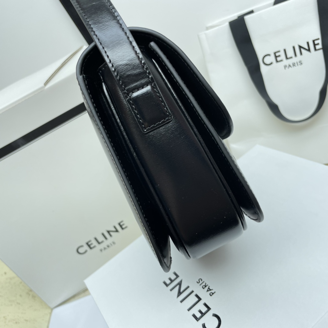 [TOP] CELINE Triomphe Bag Cow Leather Bag 18.5*14*8cm/22*16.5*7cm - 2 Colour