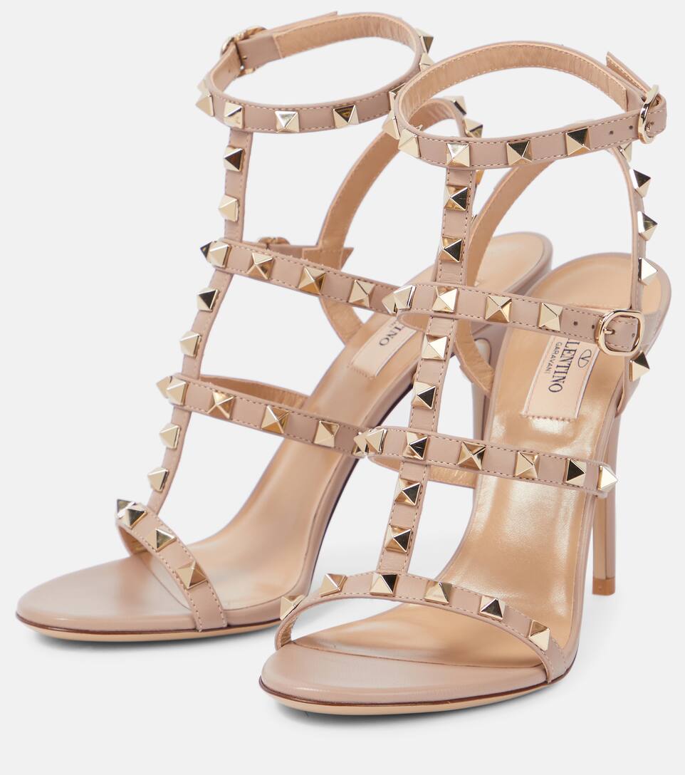 [TOP] VALENTINO Rock Studs High Heel  - 2 Colors