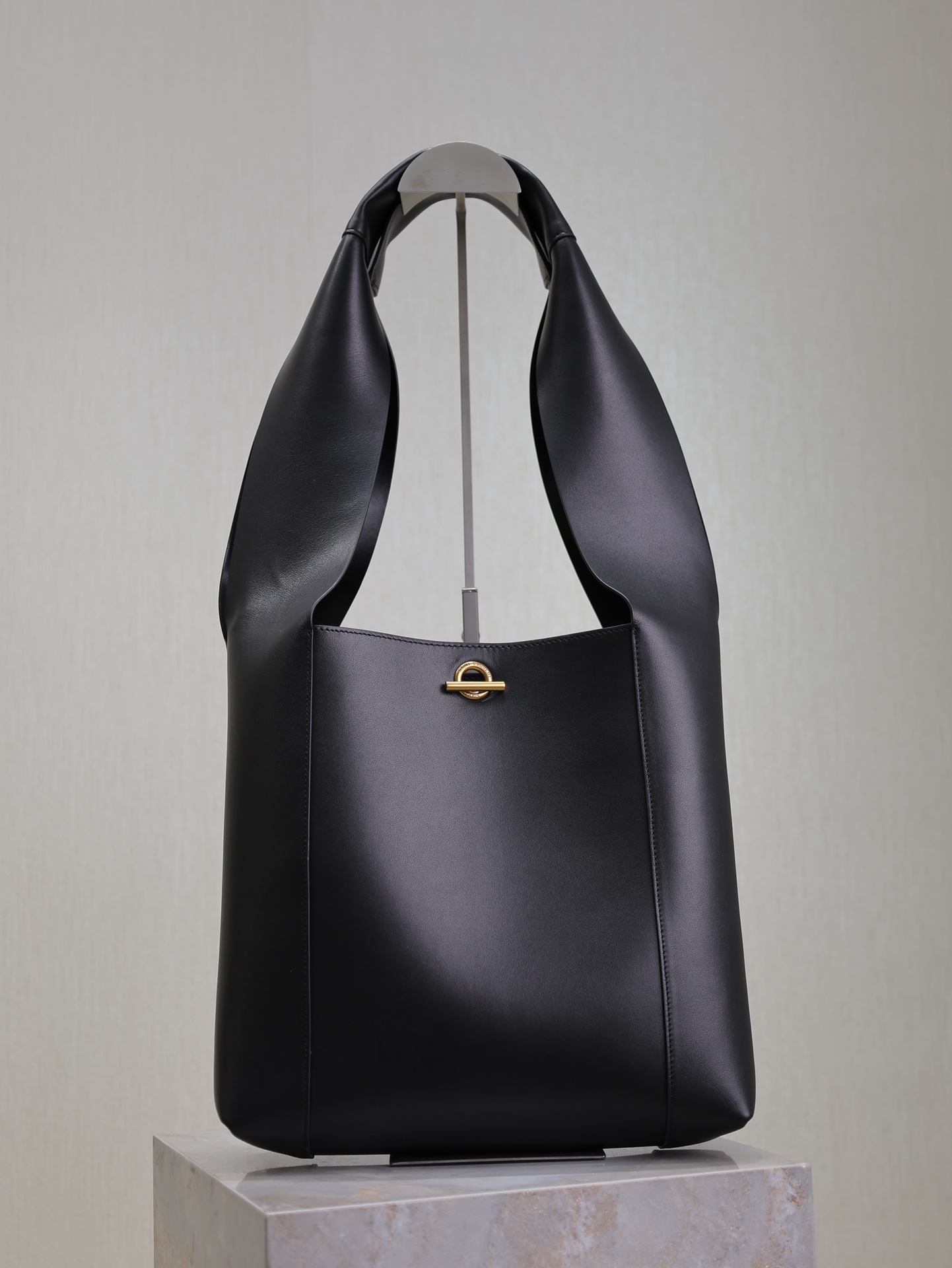 [TOP] Yves Saint Laurent YSL Leather Hobo Bag  27×27×8cm - BLACK&GHW