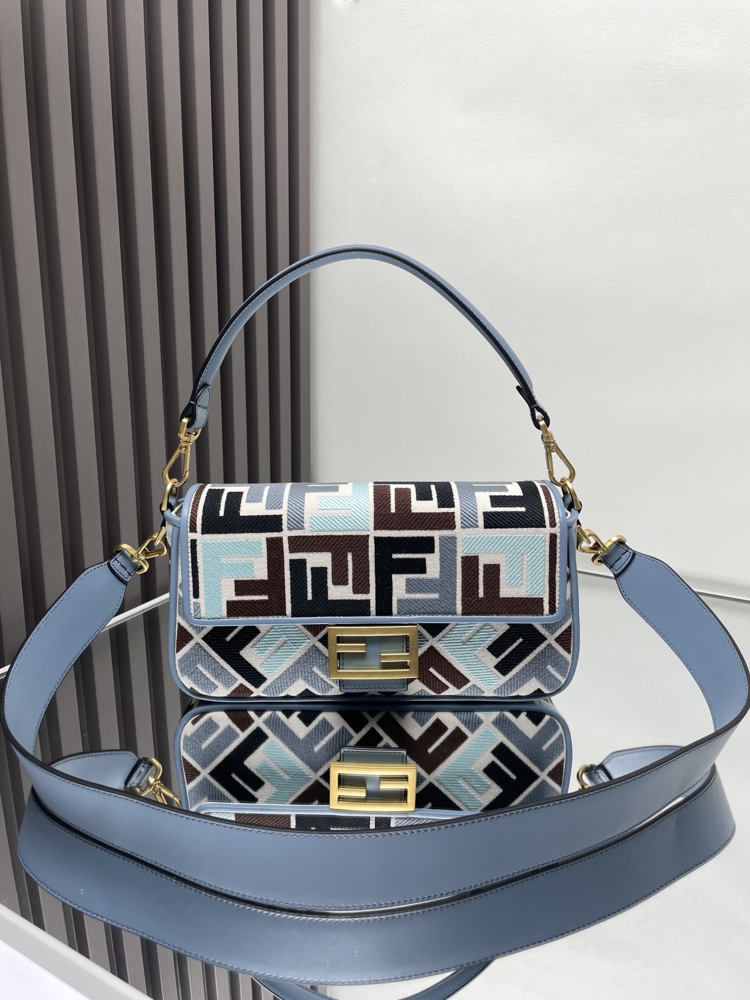 [TOP] FENDI Baguette FF Bag 26x13x6 cm-Blue