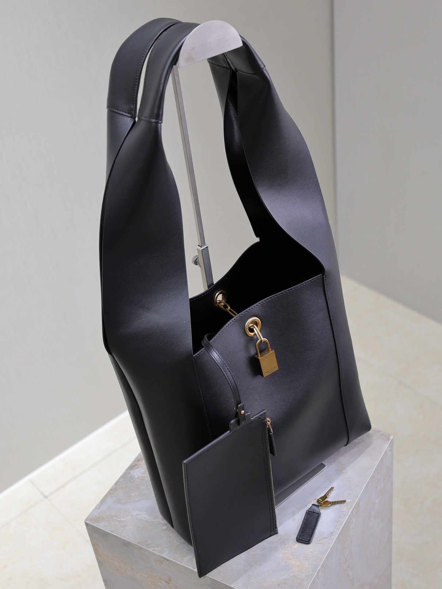 [TOP] Yves Saint Laurent YSL Leather Hobo Bag  27×27×8cm - BLACK&GHW