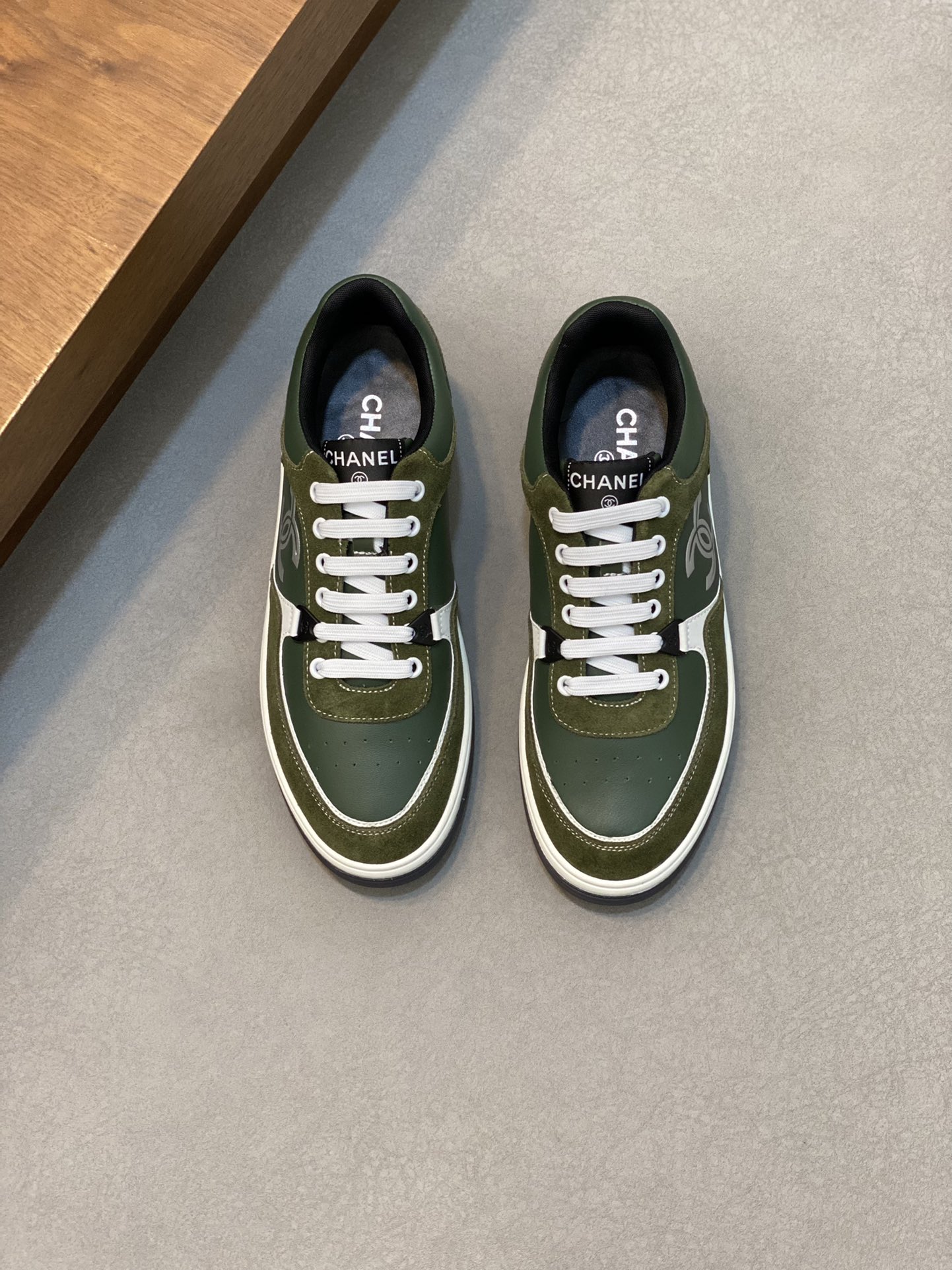 [TOP] Chanel Men's Shoes - 3 Colors