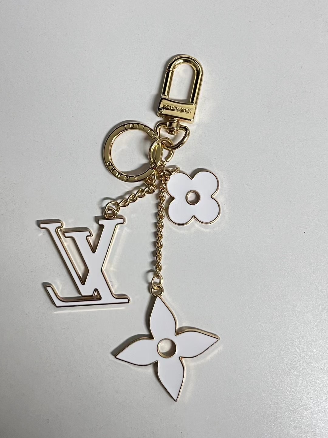 [TOP] Louis Vuitton LV Keychain-5 Colors