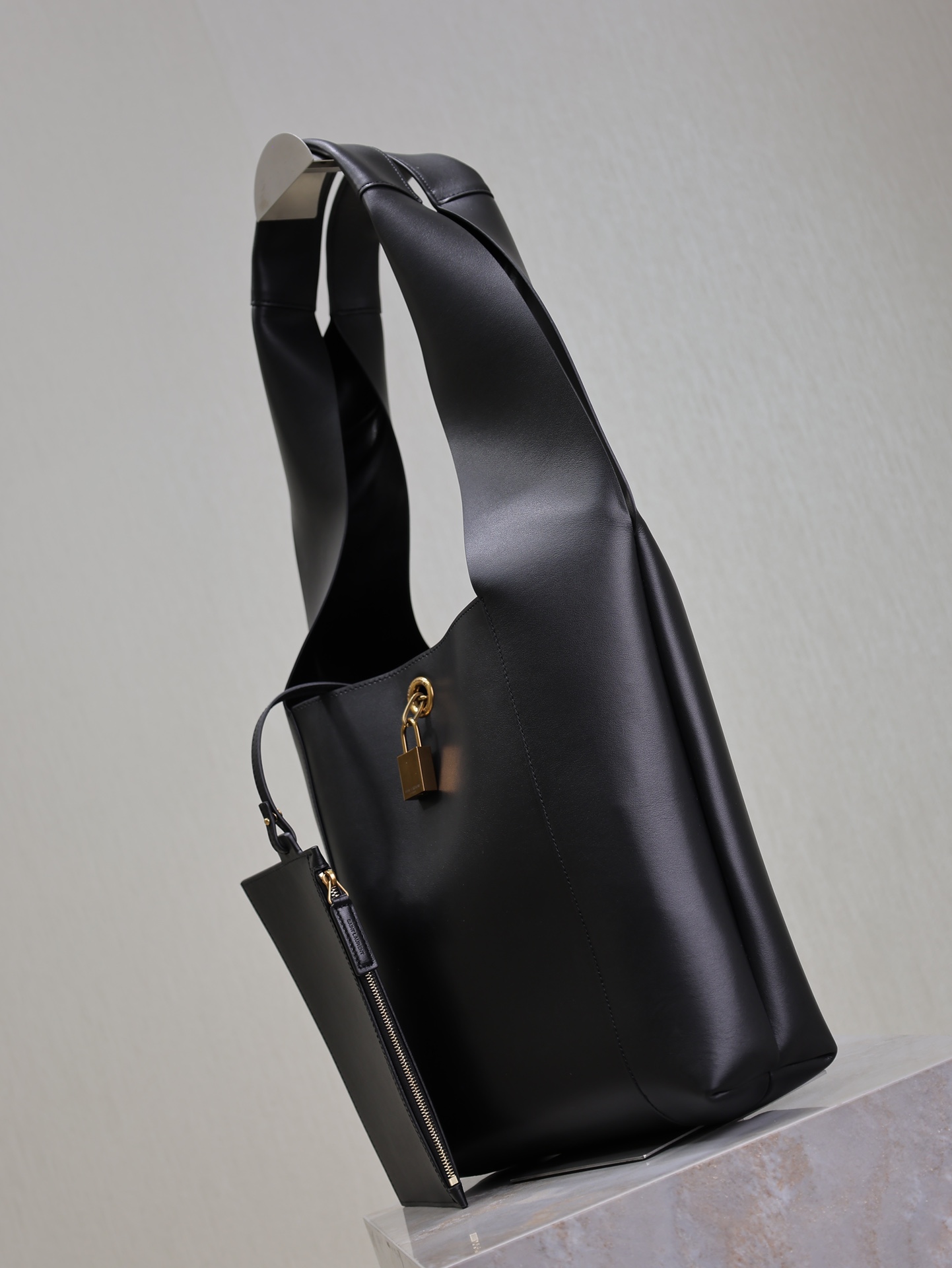 [TOP] Yves Saint Laurent YSL Leather Hobo Bag  27×27×8cm - BLACK&GHW