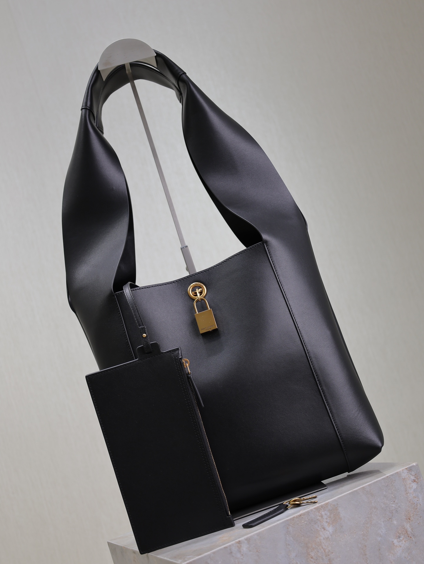 [TOP] Yves Saint Laurent YSL Leather Hobo Bag  27×27×8cm - BLACK&GHW