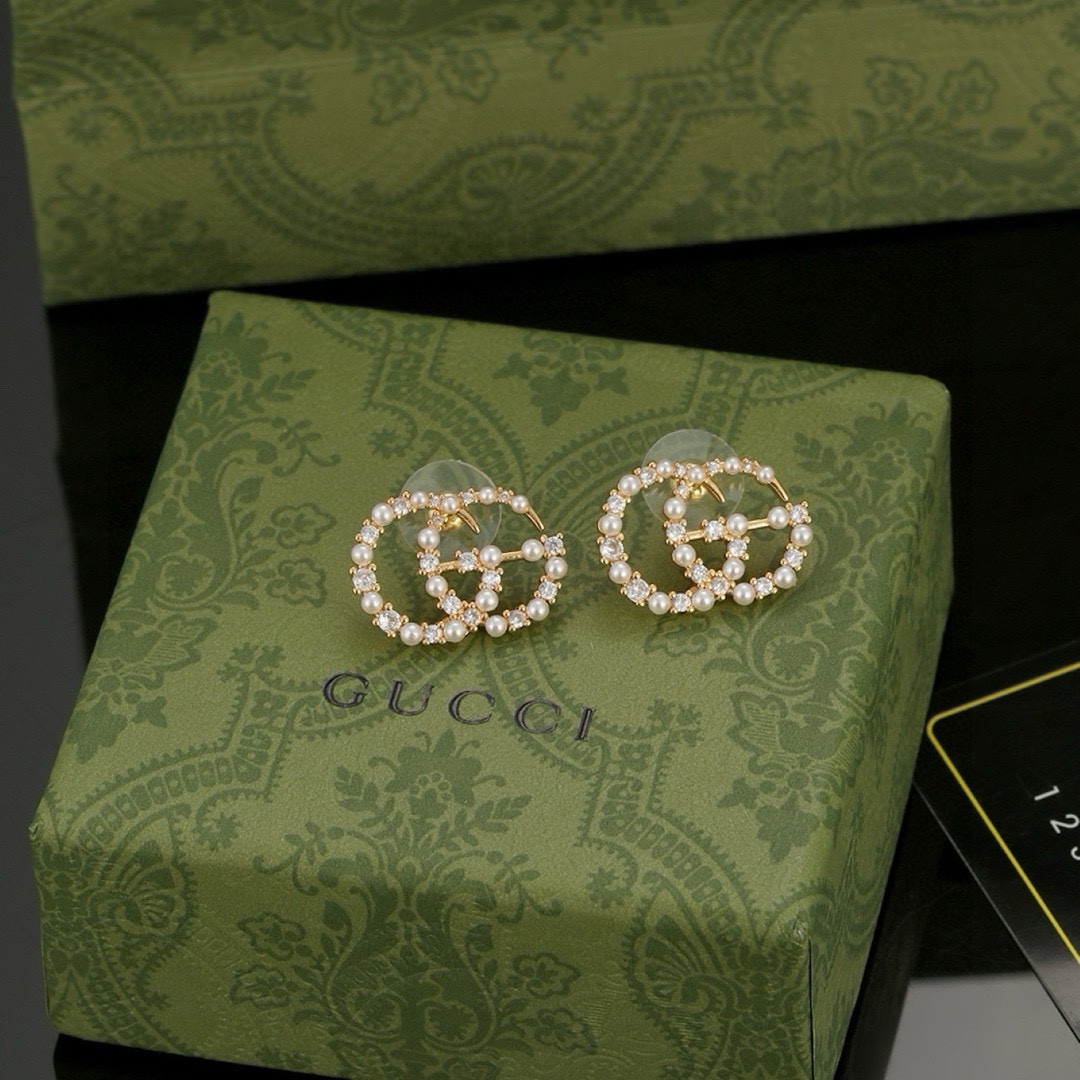 [TOP] GUCCI Stud Pearl Earrings - Gold