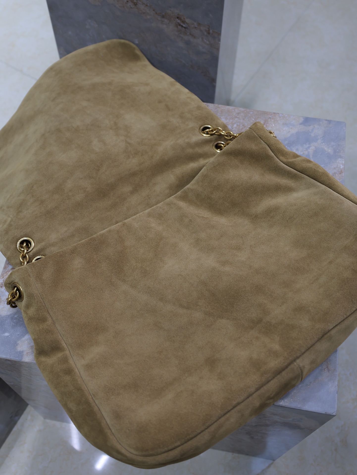 [TOP] Yves Saint Laurent YSL Jamie 4.3 Suede Shoulder Bag 43×29×9cm  - Brown