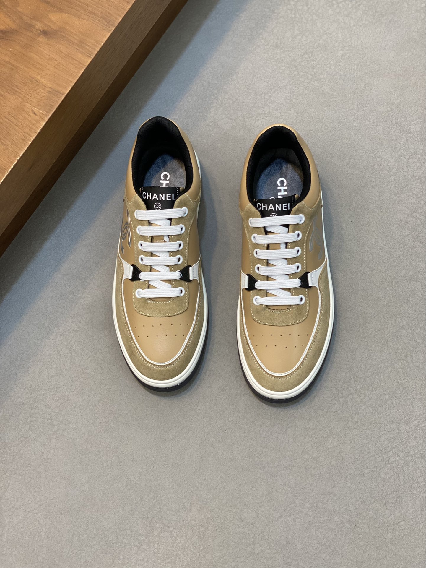 [TOP] Chanel Men's Shoes - 3 Colors