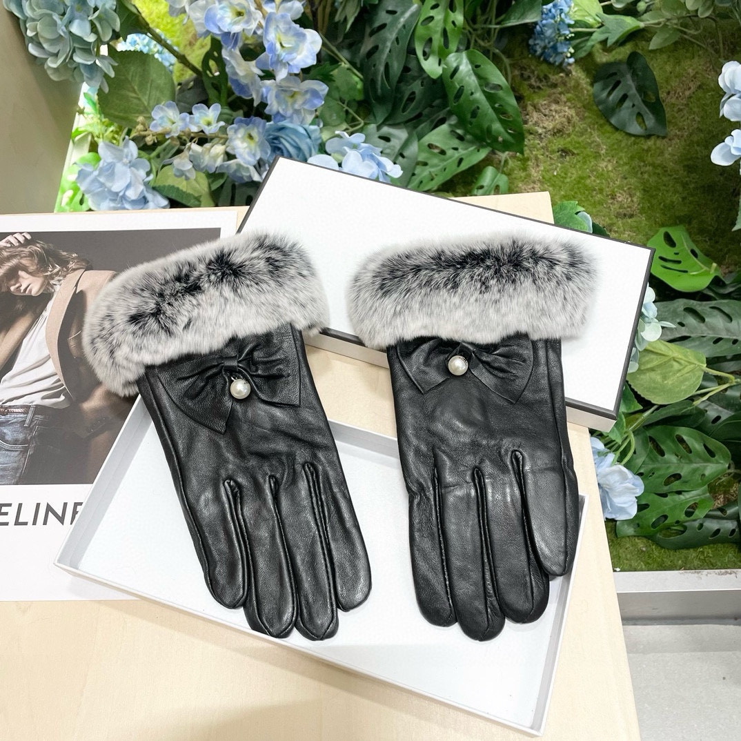 [TOP] CHANEL Gloves with Fur - Black
