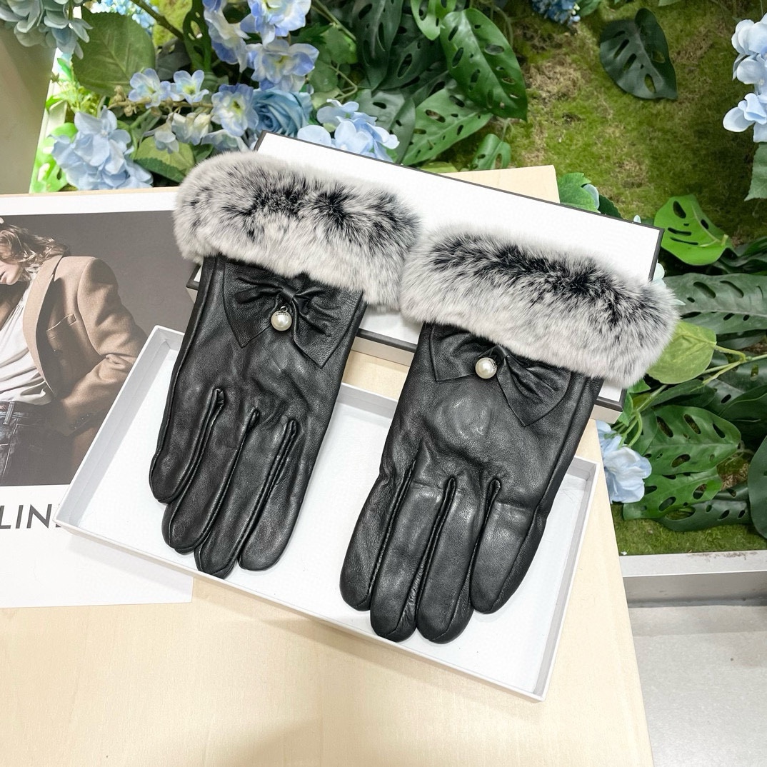 [TOP] CHANEL Gloves with Fur - Black
