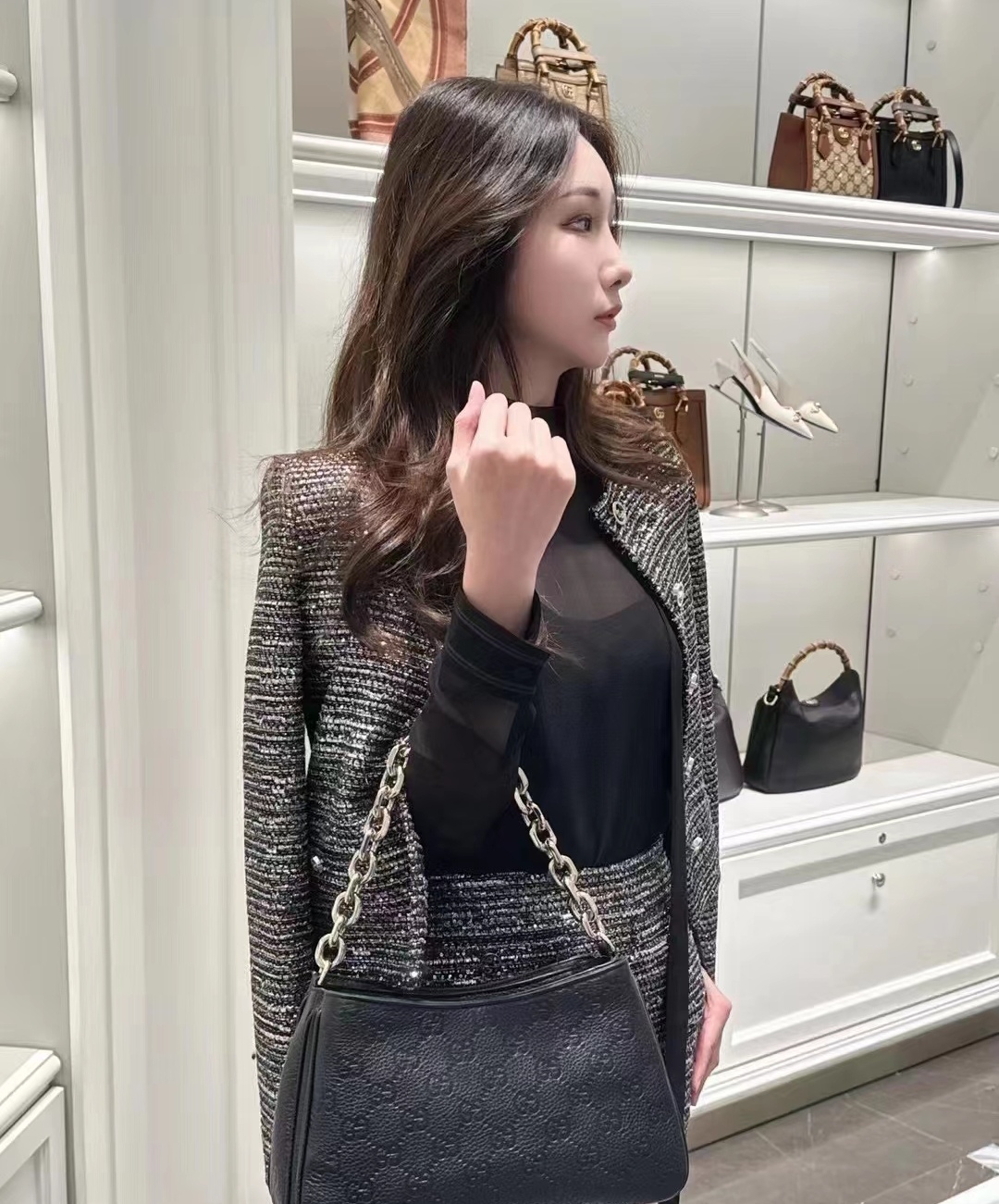 [TOP] GUCCI G*G Emblem bag Small Half-Moon Bag 25.5*20*5cm - Black