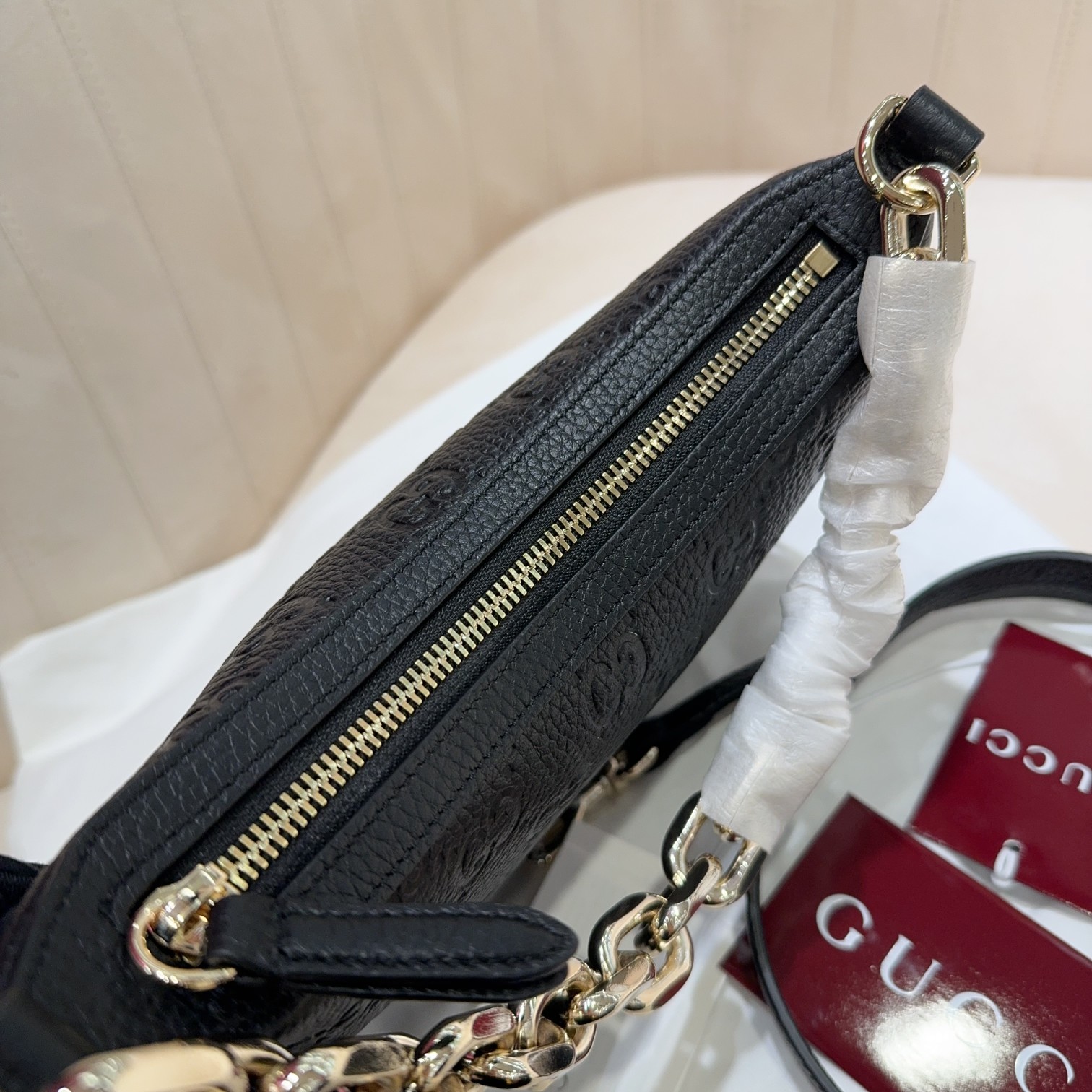 [TOP] GUCCI G*G Emblem bag Small Half-Moon Bag 25.5*20*5cm - Black