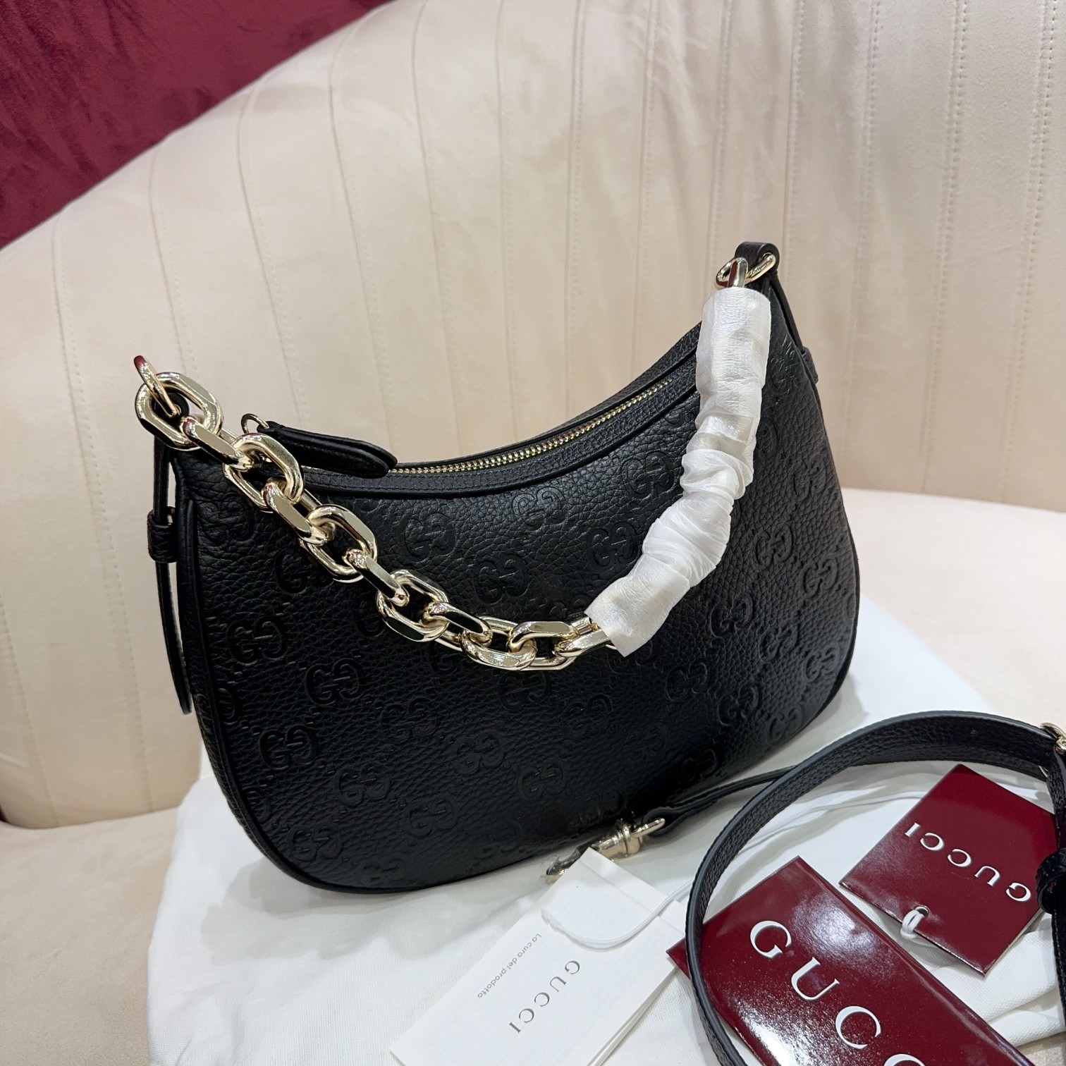 [TOP] GUCCI G*G Emblem bag Small Half-Moon Bag 25.5*20*5cm - Black