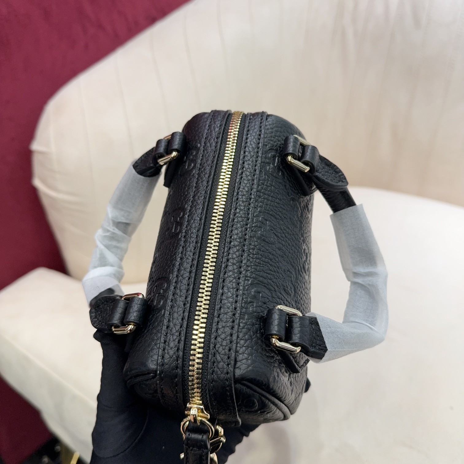 [TOP] GUCCI G*G Emblem bag 16.5*10*8cm - Black