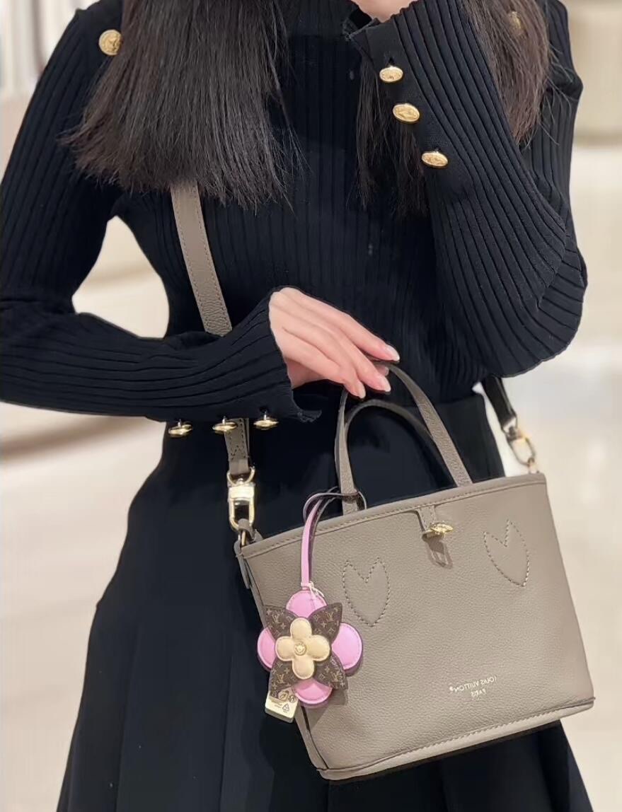 [TOP] Louis Vuitton LV  Neverful INSIDE OUT BB Bag 24x14x9cm - Coffee