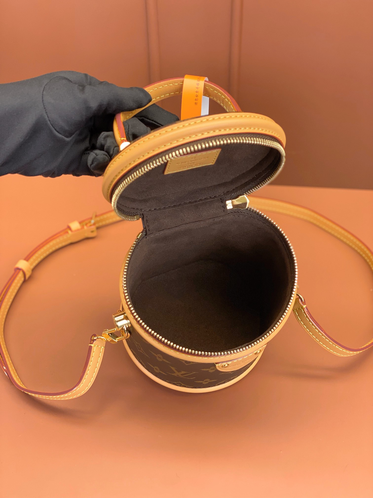 [TOP] Louis Vuitton LV L*V Giant Monogram Vanity Bag 14.5x14x12cm - Brown