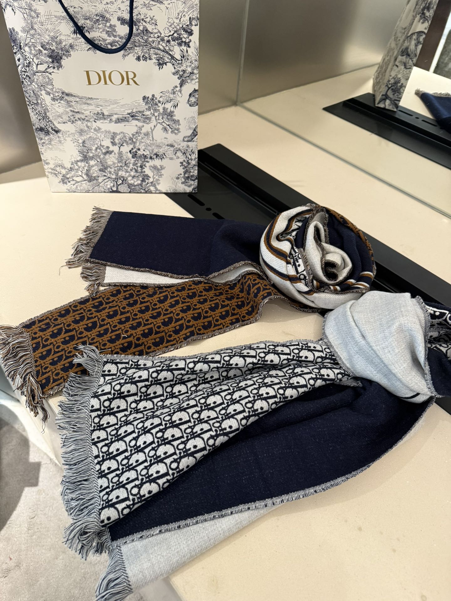 [TOP] Christian Dior  Scarf 33x200cm - 2 Colors