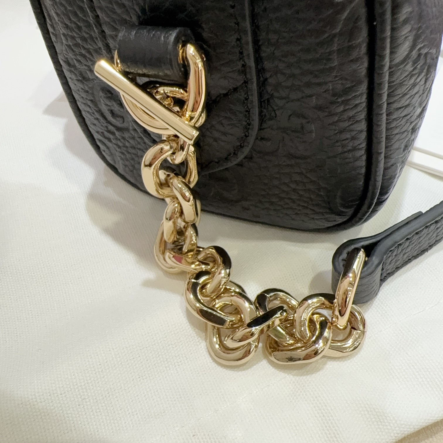 [TOP] GUCCI G*G Emblem bag 16.5*10*8cm - Black